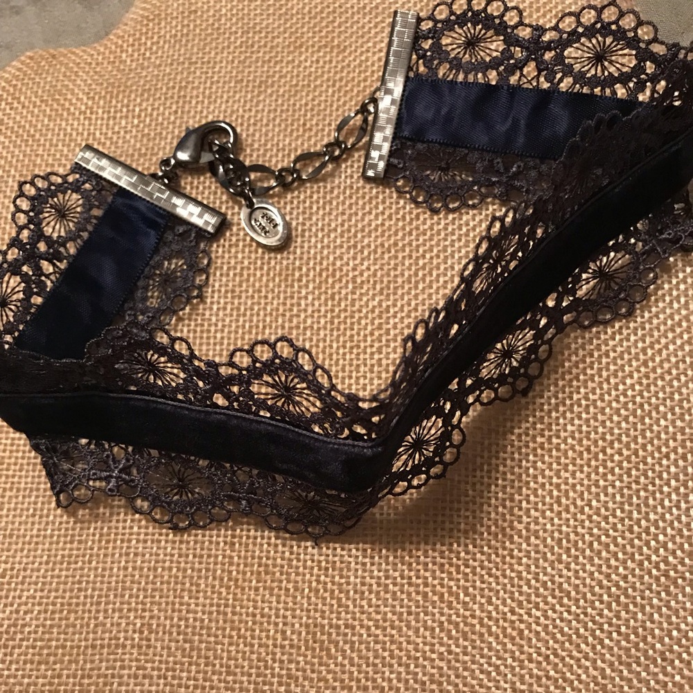 Lace velvet choker necklace